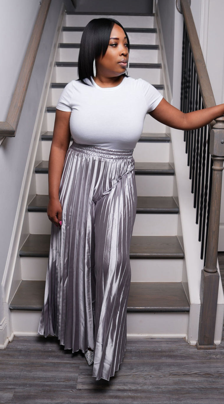 Leia Silver Pleated Pants